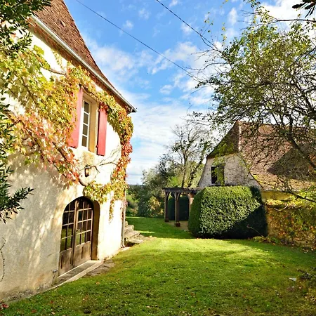 Les Maratoux Holiday home *