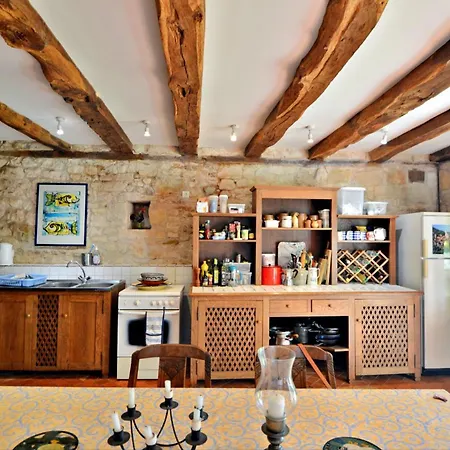 Les Maratoux * La Chapelle-Saint-Jean