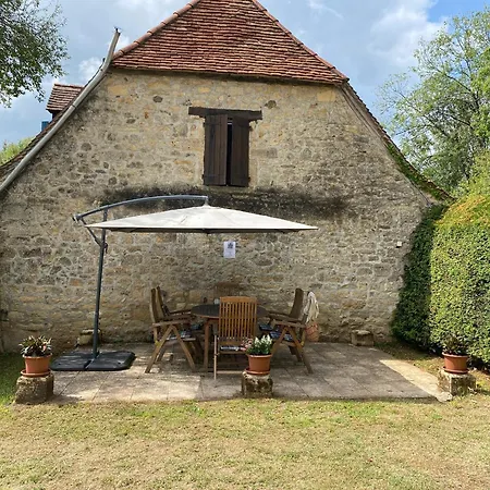 Les Maratoux Holiday home La Chapelle-Saint-Jean